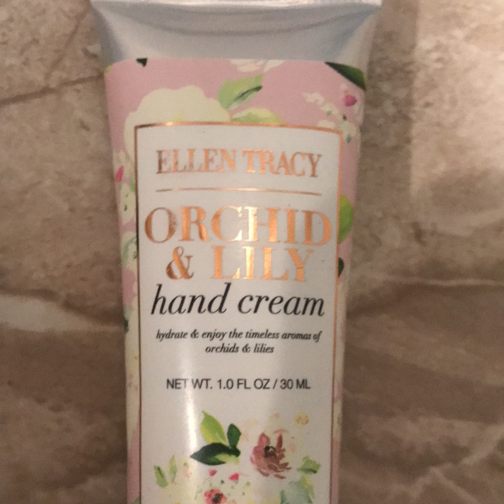 Brand new Bath & Body Works set of 3 - Picture 3 of 6
